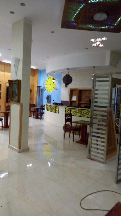 Ryad Tetouan Aeroport Tetuão Exterior foto